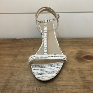 Women’s shoes